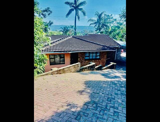3 BEDROOM HOUSE FOR SALE IN NEWLANDS WEST